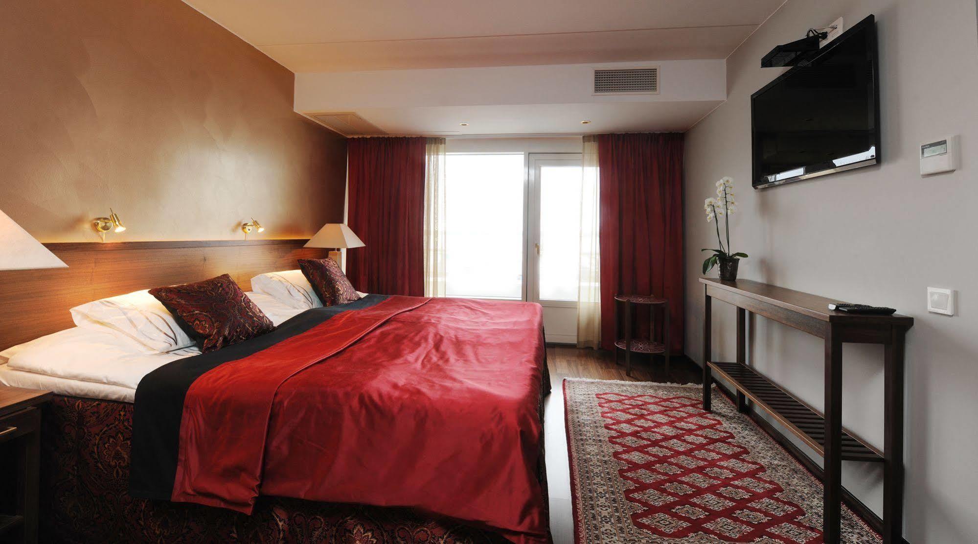 Hotel Arkipelag مارييهامن المظهر الخارجي الصورة